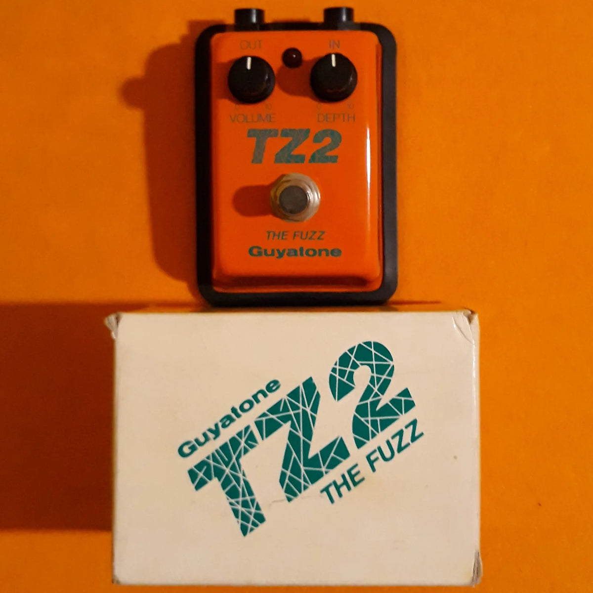 Guyatone TZ2 The Fuzz made in Japan w/box - based on the Univox Super