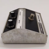 Cosmosound E-8 Wild Sound fuzz - 2 x BC209C