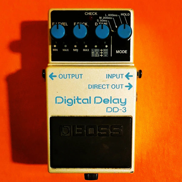 Boss DD-3 Digital Delay made in Japan 1988 long chip first version MIJ w/box & manual.