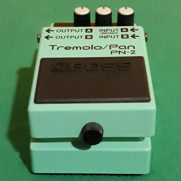 Boss PN-2 Tremolo/Pan near mint w/box & rare japanese manual Boss PN-2 Tremolo/Pan near mint w/box & rare japanese manual