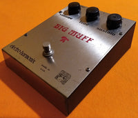 Electro-Harmonix Big Muff Pi V2 (Ram's Head) FS36999 White Can