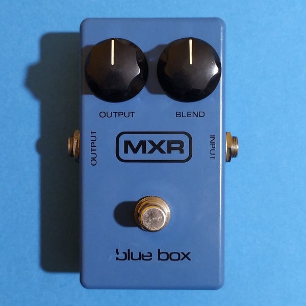MXR Blue Box Block Logo (Script backplate) 1978 w/box