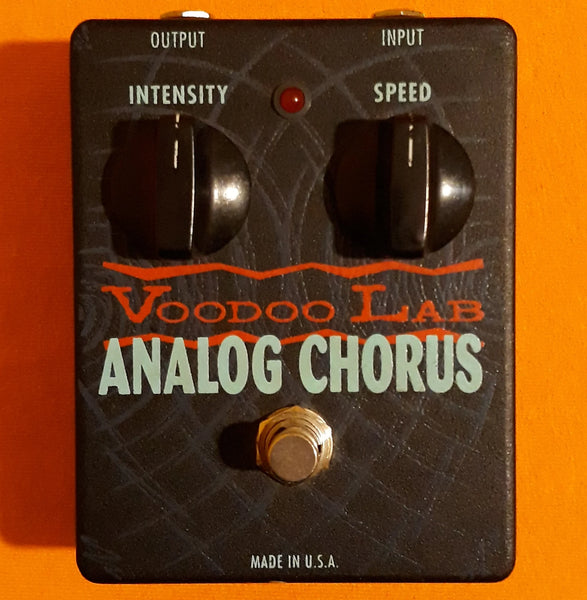 Voodoo Lab Analog Chorus - based on the Boss CE-1