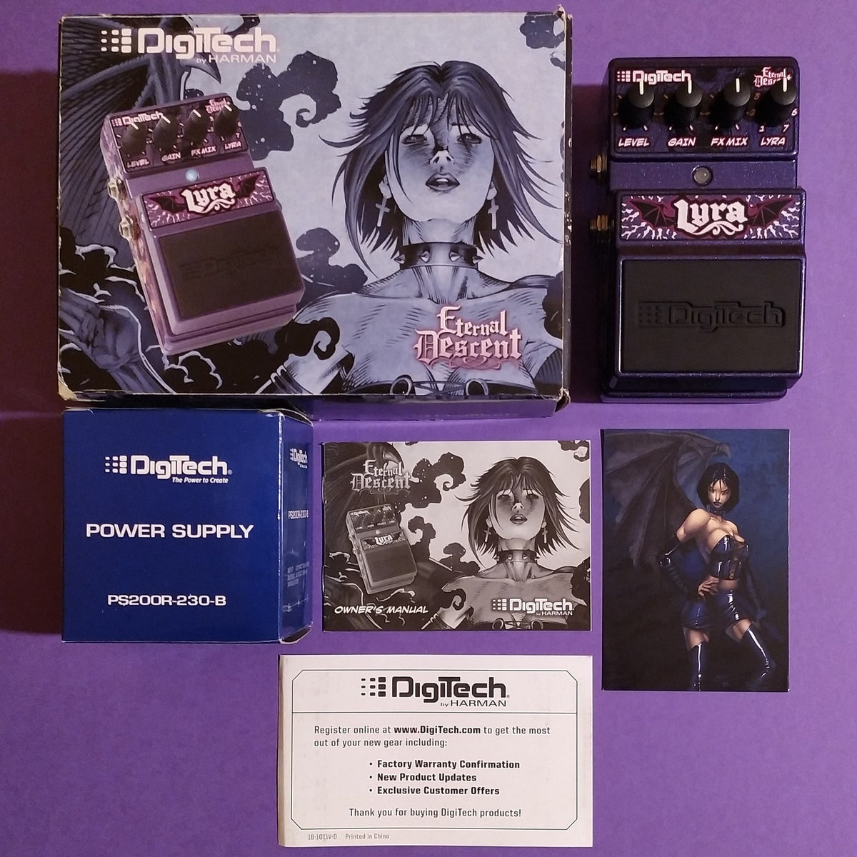 DigiTech Lyra 325/1000 near mint w/box, manual & power supply